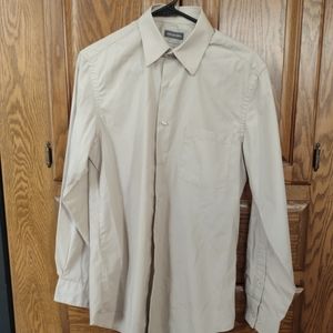Men's tan Van Heusen fitted dress shirt, 14 1/2 neck, 32/33 sleeve